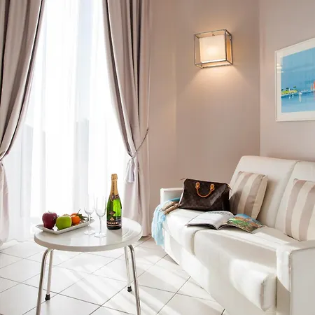 Hotel Belsoggiorno 산레모
